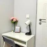Mmrent Pink Quarto em Acomodações Particulares